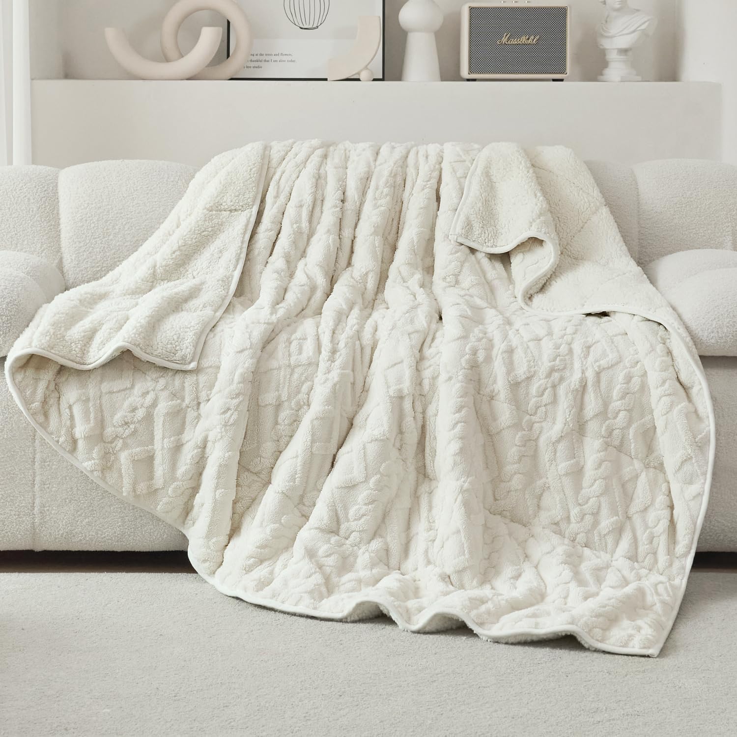 Dual Sided Soft Fuzzy Jacquard Sherpa Weighted Blankets